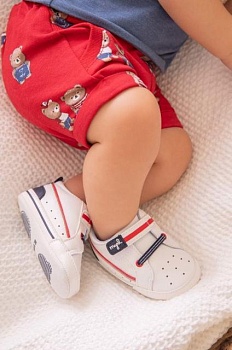 foto кроссовки для младенцев mayoral newborn цвет белый