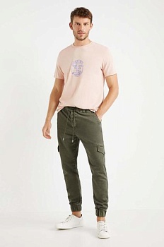 foto брюки desigual мужские цвет зелёный jogger