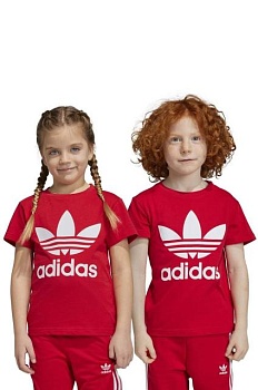 foto дитяча бавовняна футболка adidas originals trefoil колір червоний з принтом