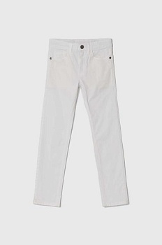 foto дитячі штани mayoral slim fit колір білий однотонні